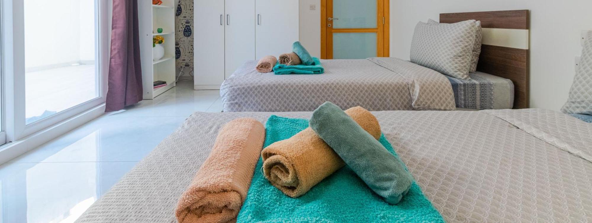 Apartment New Spacious 3bdr 2 Bth Bugibba St. Paul's Bay