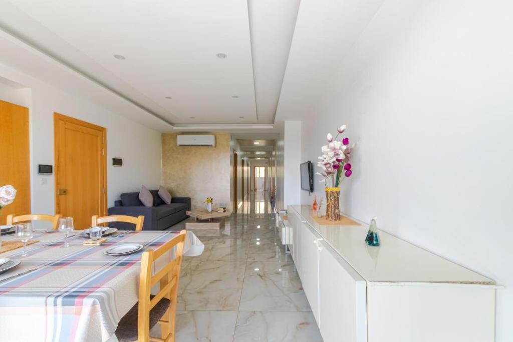 New Spacious 3bdr 2 Bth Bugibba *
