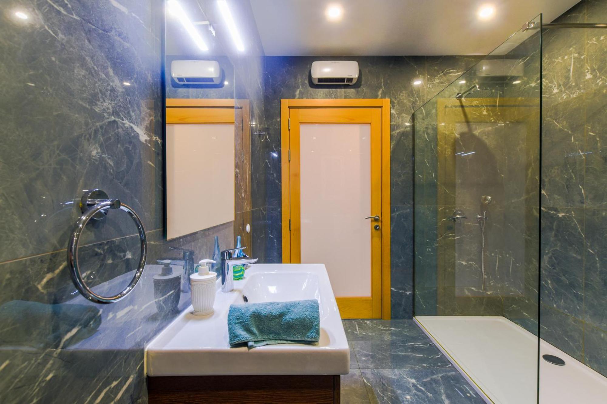 New Spacious 3bdr 2 Bth Bugibba