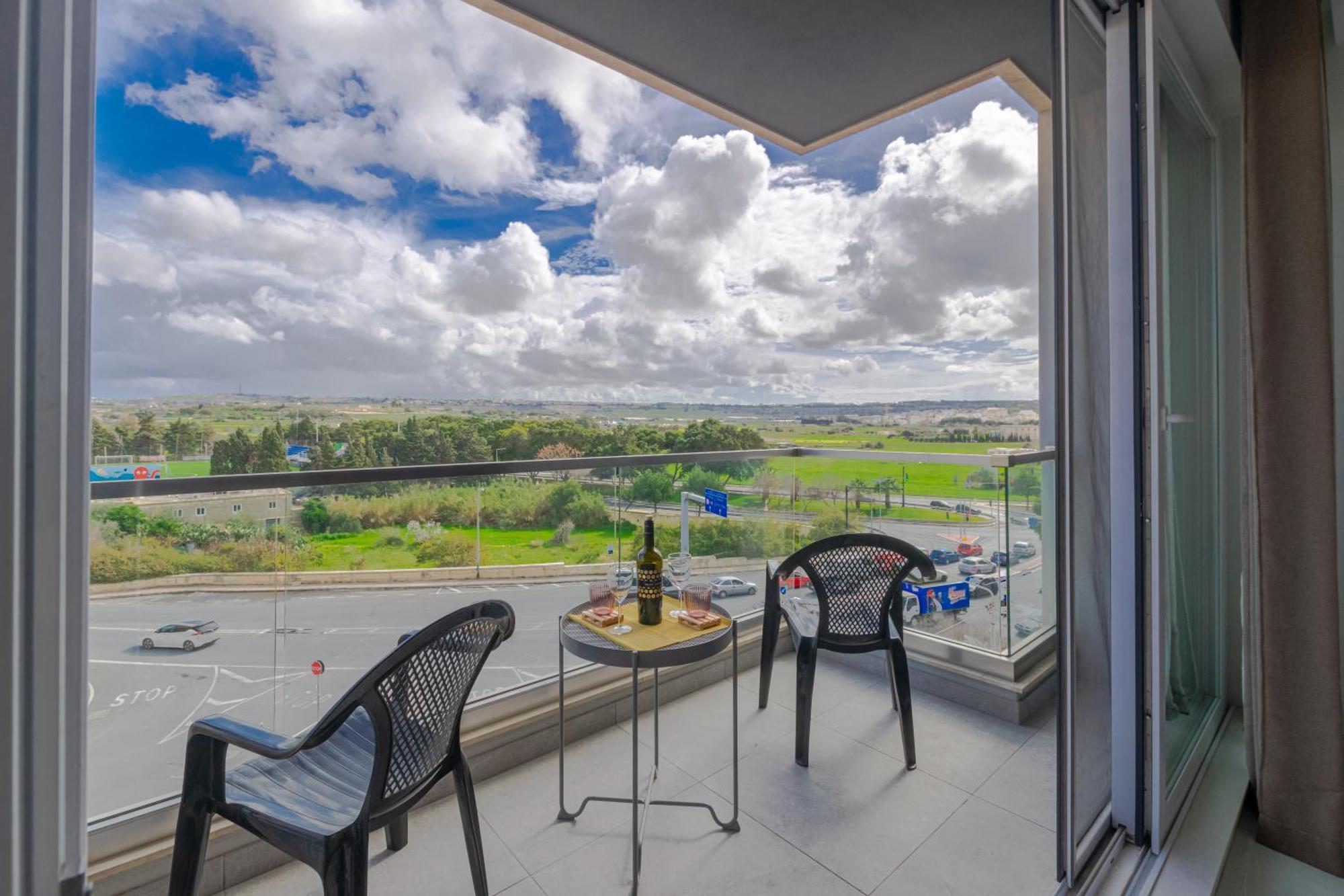 Apartment New Spacious 3bdr 2 Bth Bugibba St. Paul's Bay